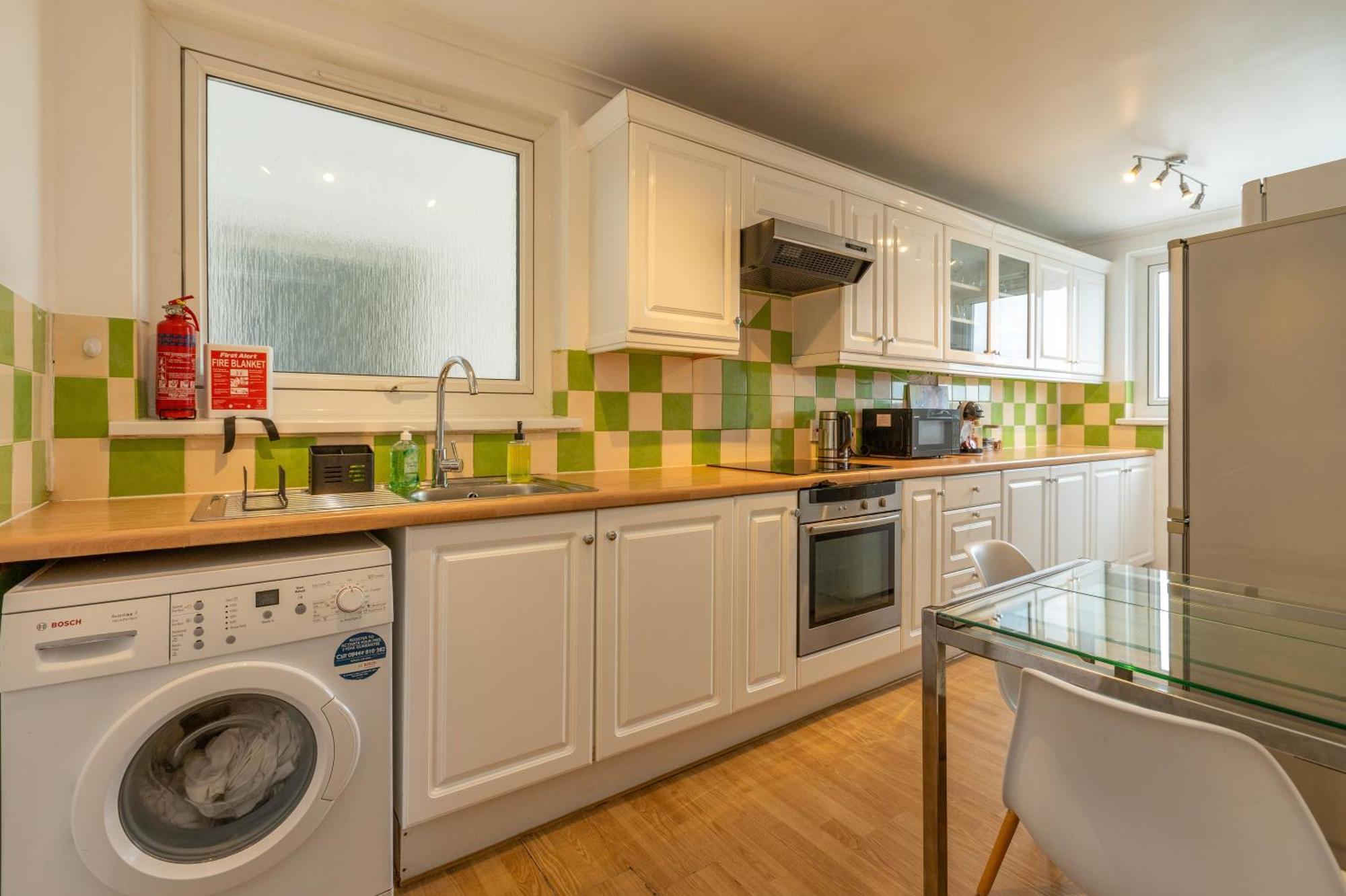 City View Apartments - Bow Londyn Zewnętrze zdjęcie